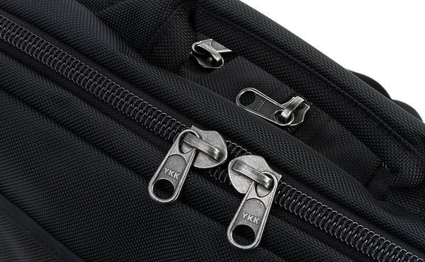 Close shot of the zipper on the Pilot.
